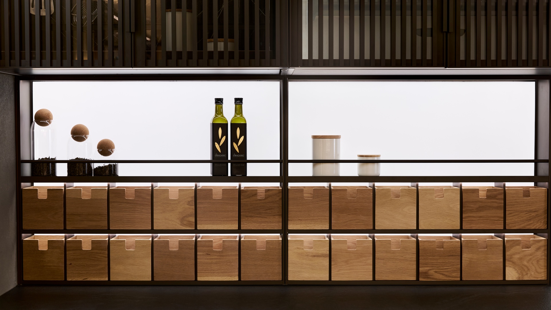 MONTEUX<br>Open Lighting Storage Rack