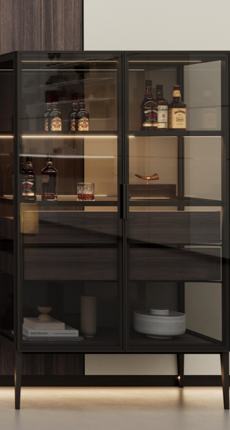 LEO<br>Internal Cabinet