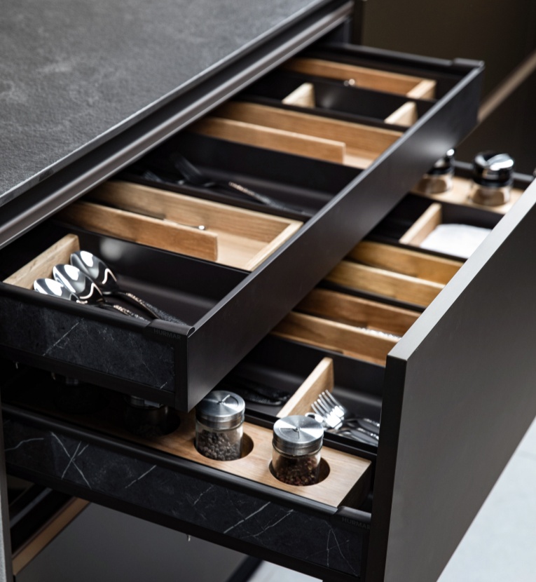 MEYLER<br/>Tool Pull-Out Basket